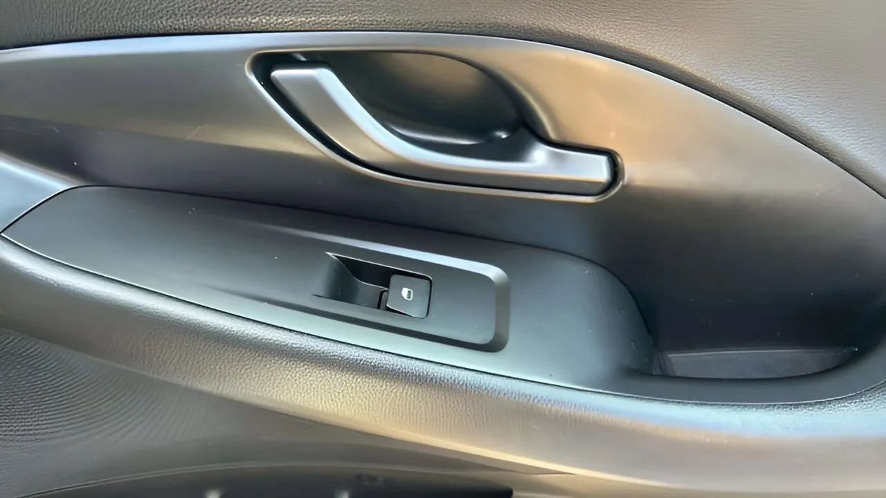 Used 2019 Hyundai Elantra GT N Line image 50