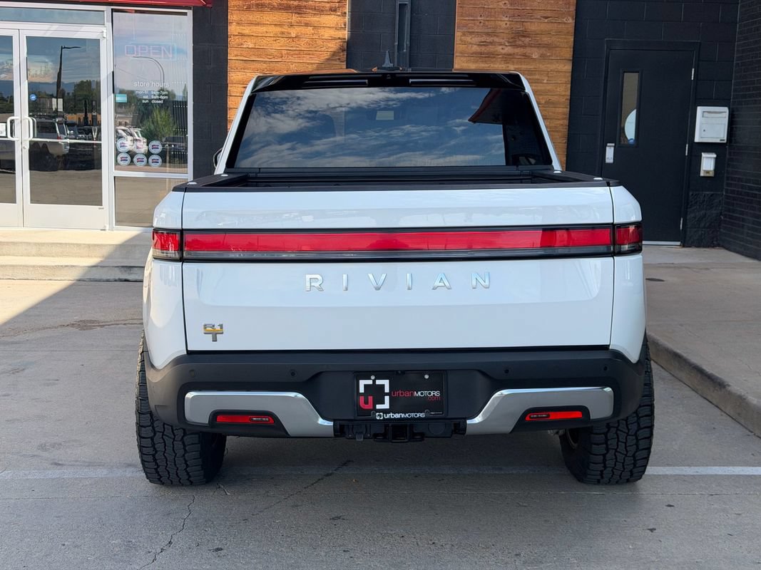 Used 2022 Rivian R1T Adventure AWD/4WD image 12