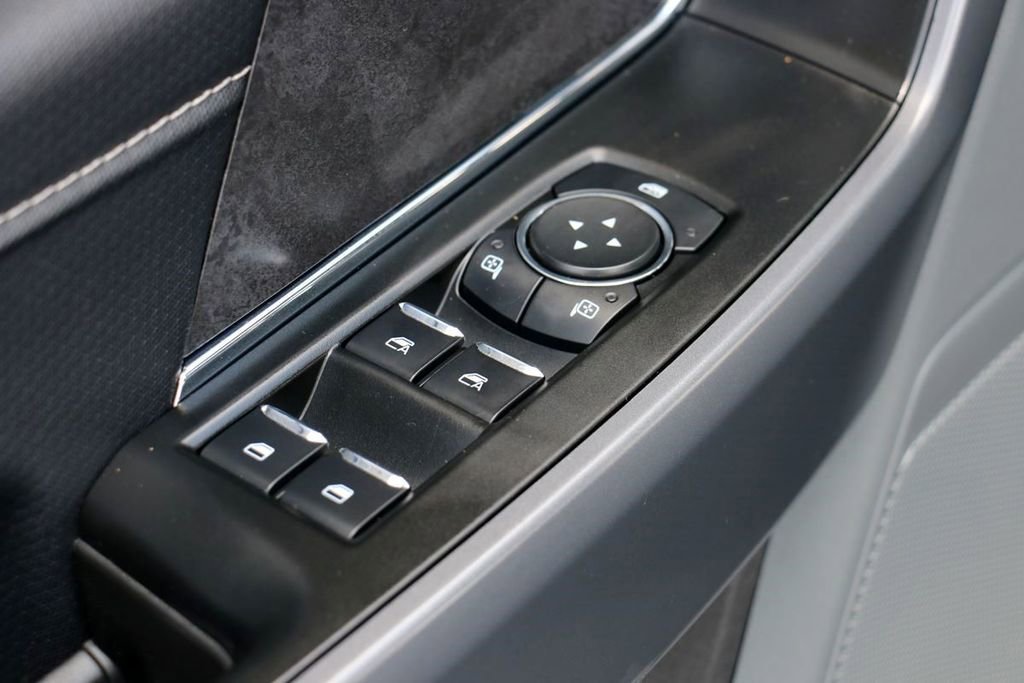 Certified 2025 Ford F150 XLT AWD/4WD image 16