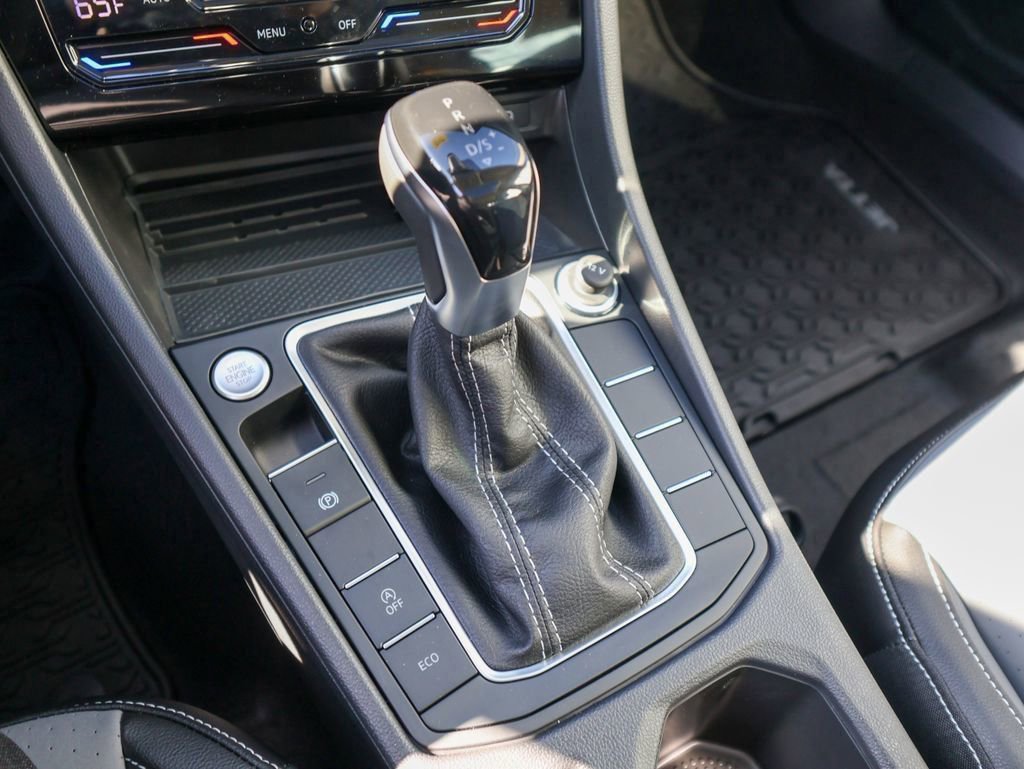 New 2026 Volkswagen Jetta SE FWD image 22