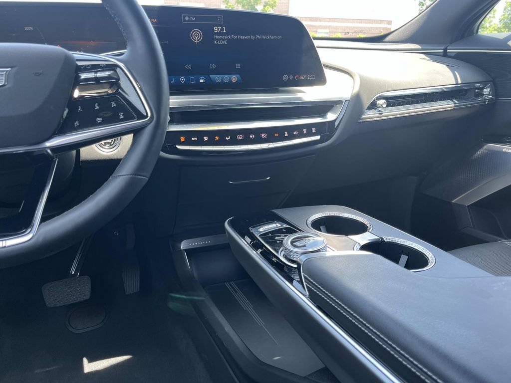 Certified 2024 Cadillac Lyriq Sport RWD image 16