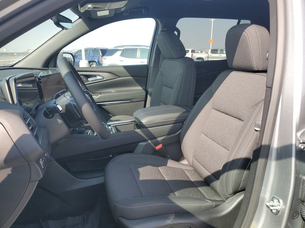 New 2026 Chevrolet Traverse LT w/ Driver Confidence Package image 18