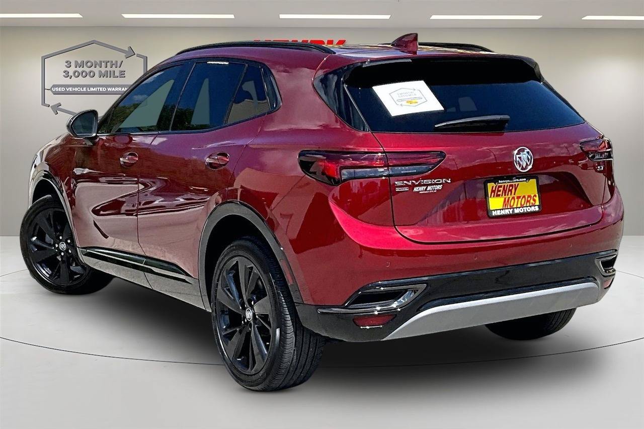 Used 2023 Buick Envision Essence w/ Sport Touring Package AWD/4WD image 4