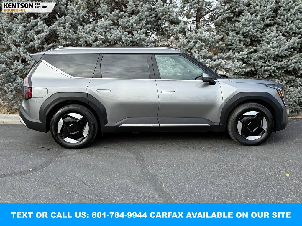Used 2024 Kia EV9 Wind image 9