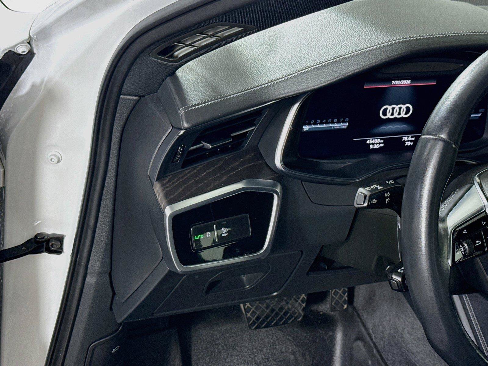 Used 2023 Audi A6 Premium Plus w/ Premium Plus Package AWD/4WD image 4