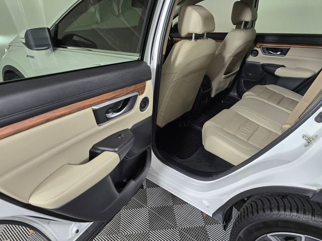 Used 2020 Honda CR-V Touring image 17