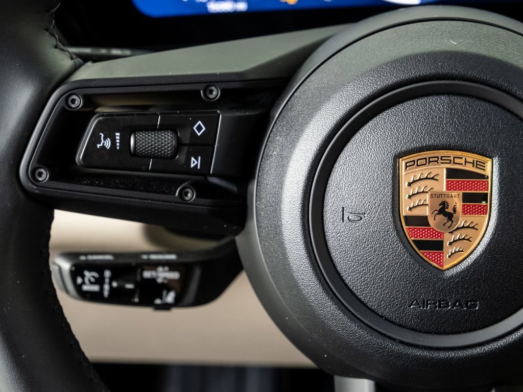 Certified 2024 Porsche Macan 4 Electric AWD/4WD image 10