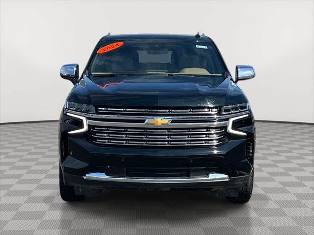 Used 2024 Chevrolet Suburban Premier AWD/4WD image 2