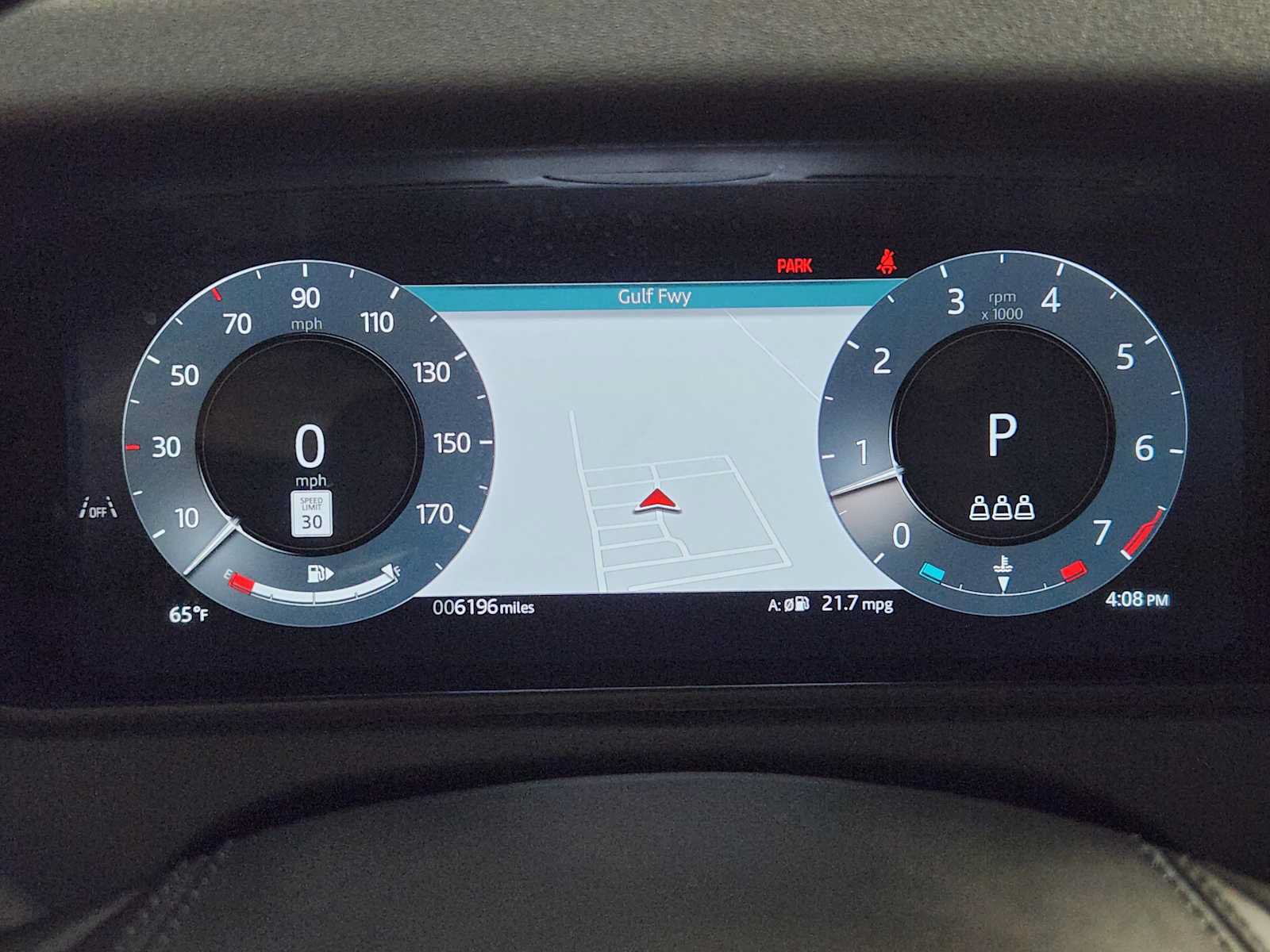 Used 2026 Land Rover Range Rover Velar S AWD/4WD image 16