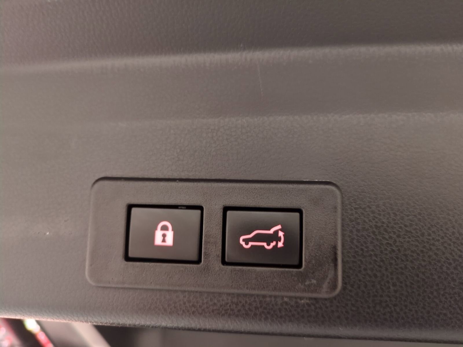 Certified 2021 Subaru Ascent Limited w/ Technology Package image 15