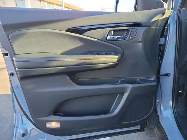 Certified 2025 Honda Ridgeline Black Edition image 19