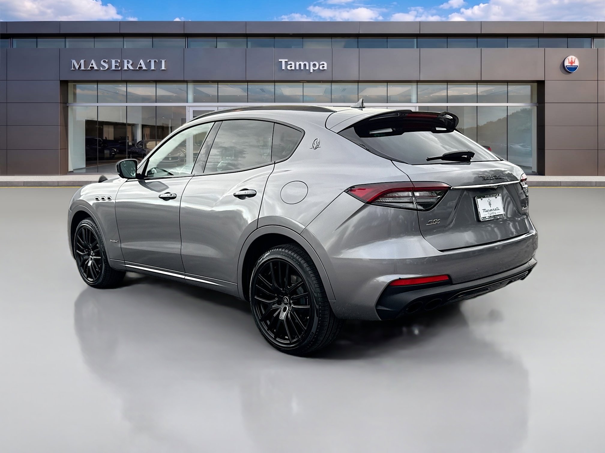 Used 2021 Maserati Levante S GranSport AWD/4WD image 5