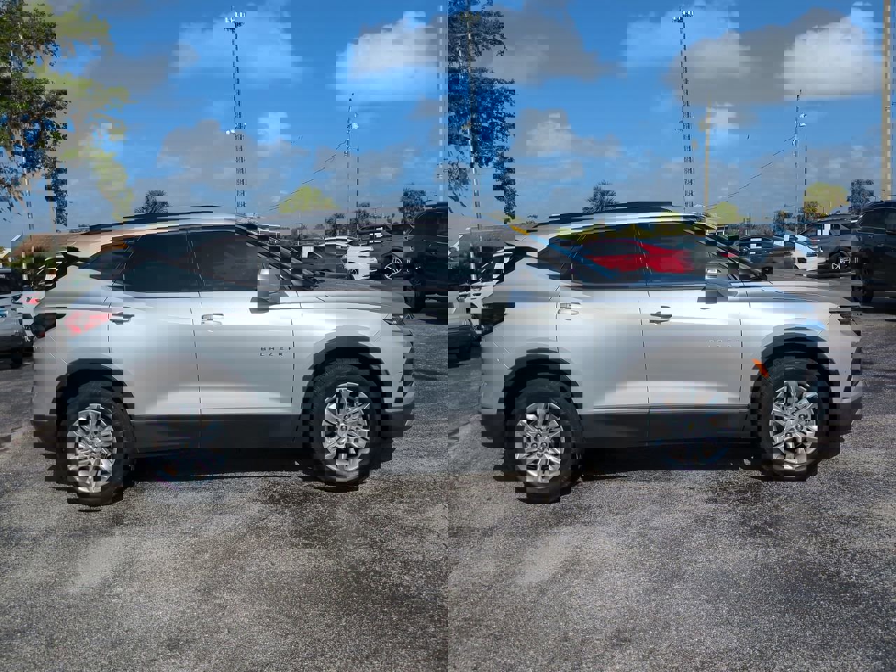 Certified 2020 Chevrolet Blazer LT image 3