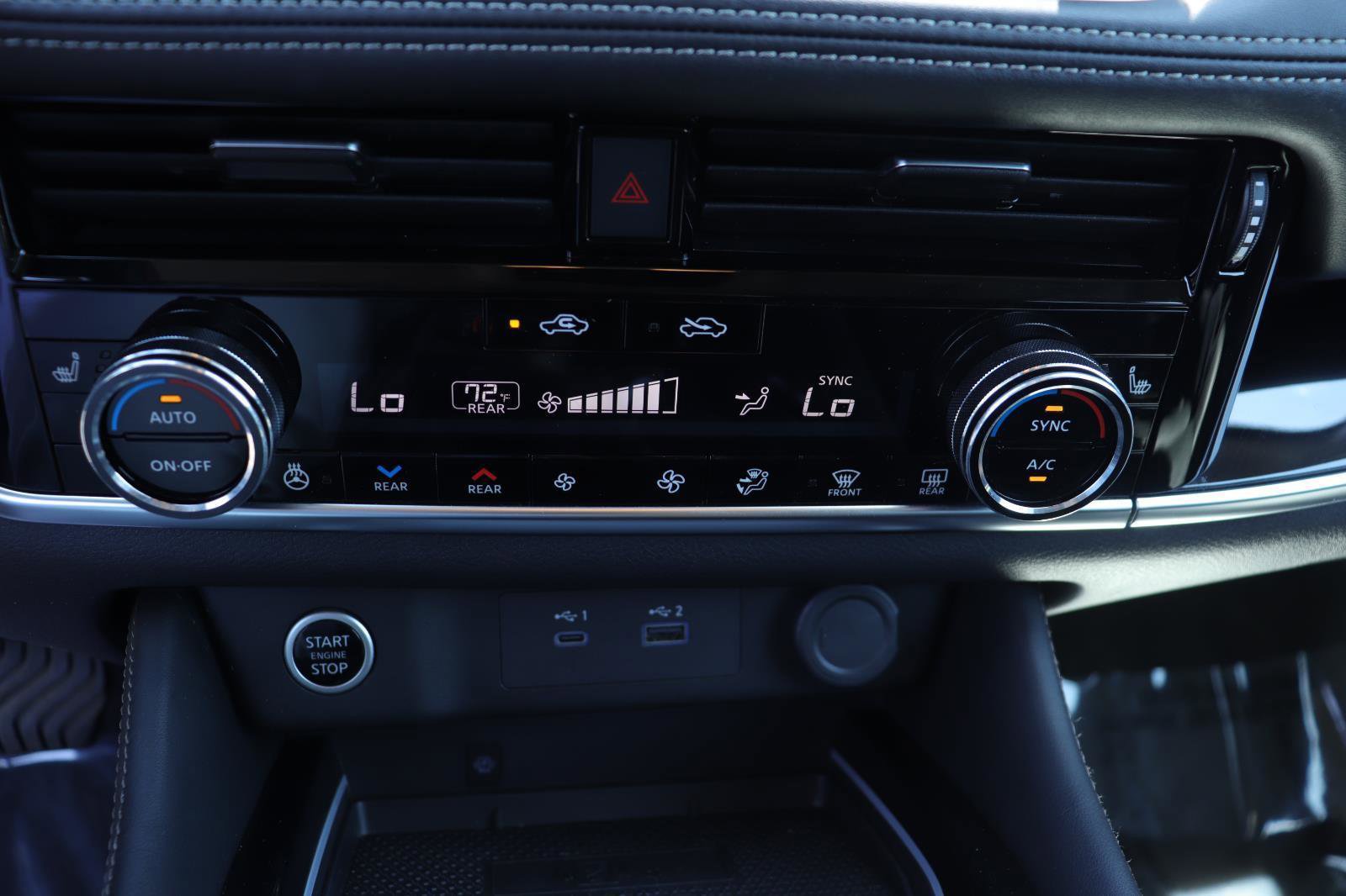 Used 2023 Nissan Rogue SL w/ SL Premium Package image 33