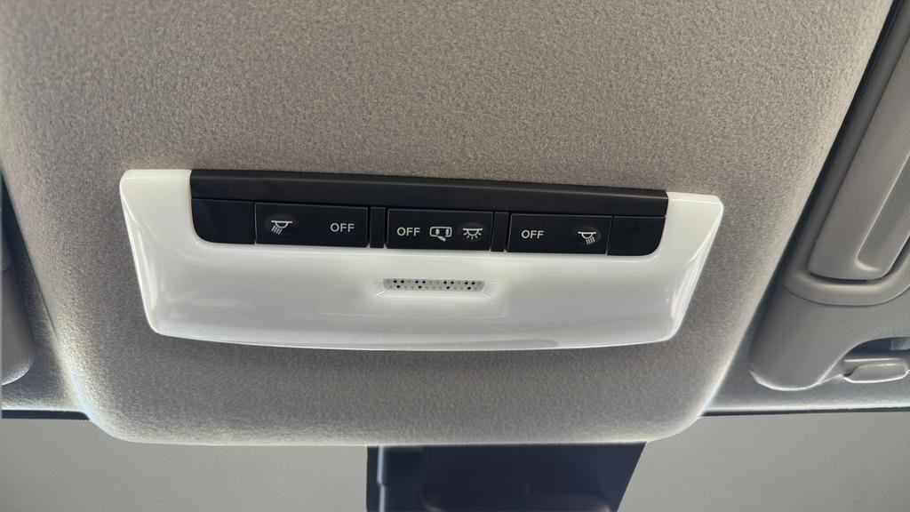 Certified 2025 Nissan Versa SV w/ Trunk Package FWD image 22