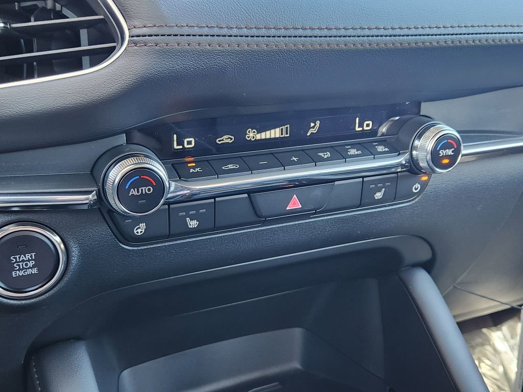 New 2026 MAZDA MAZDA3 2.5 Turbo Sedan w/Premium Plus image 9