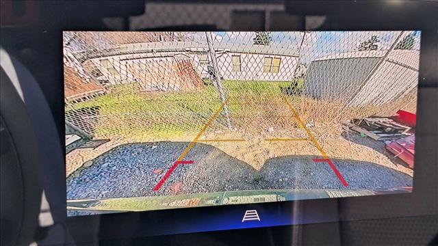 Used 2025 Chevrolet Trax LT image 19