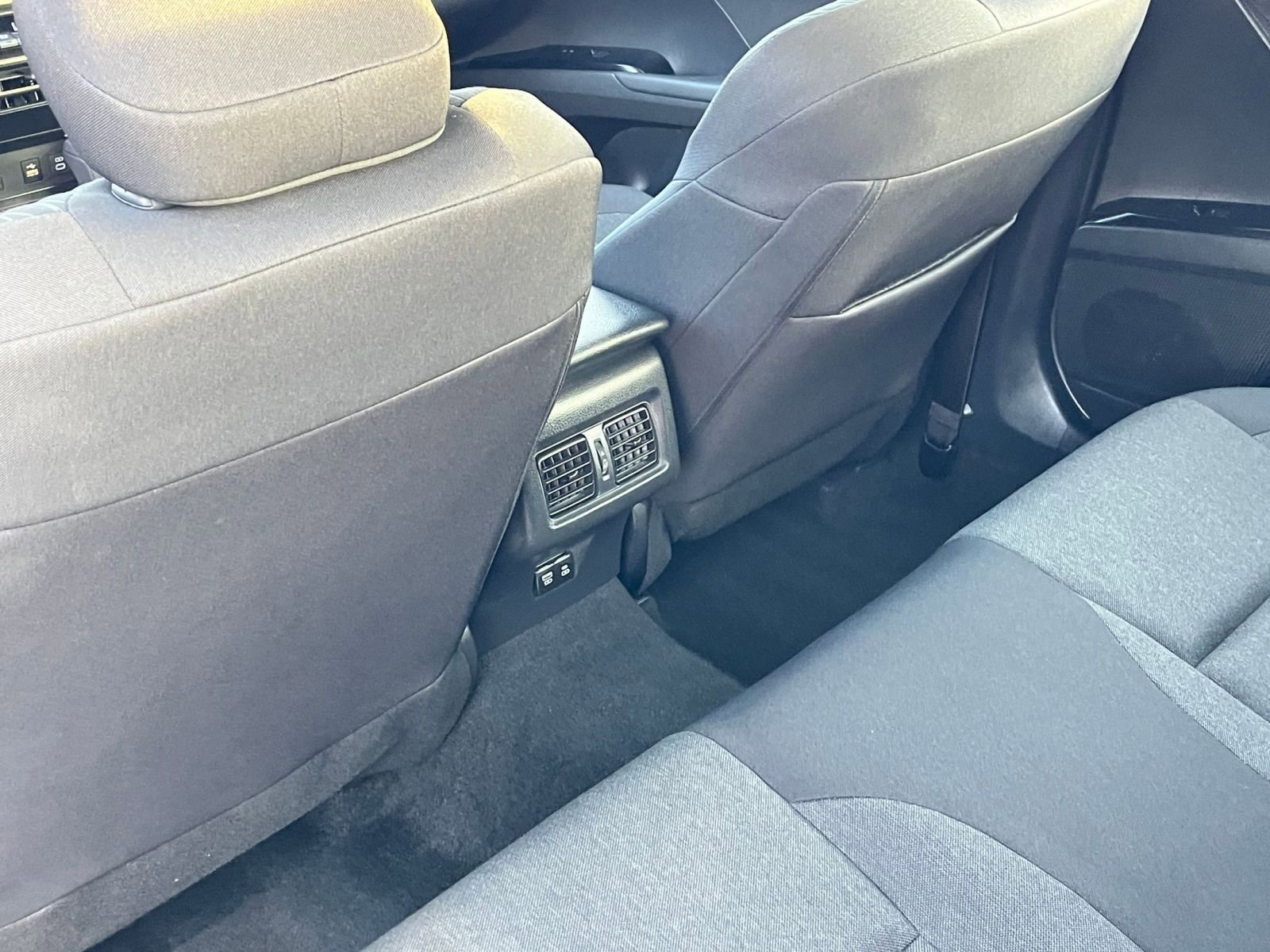 Used 2025 Toyota Camry LE image 23