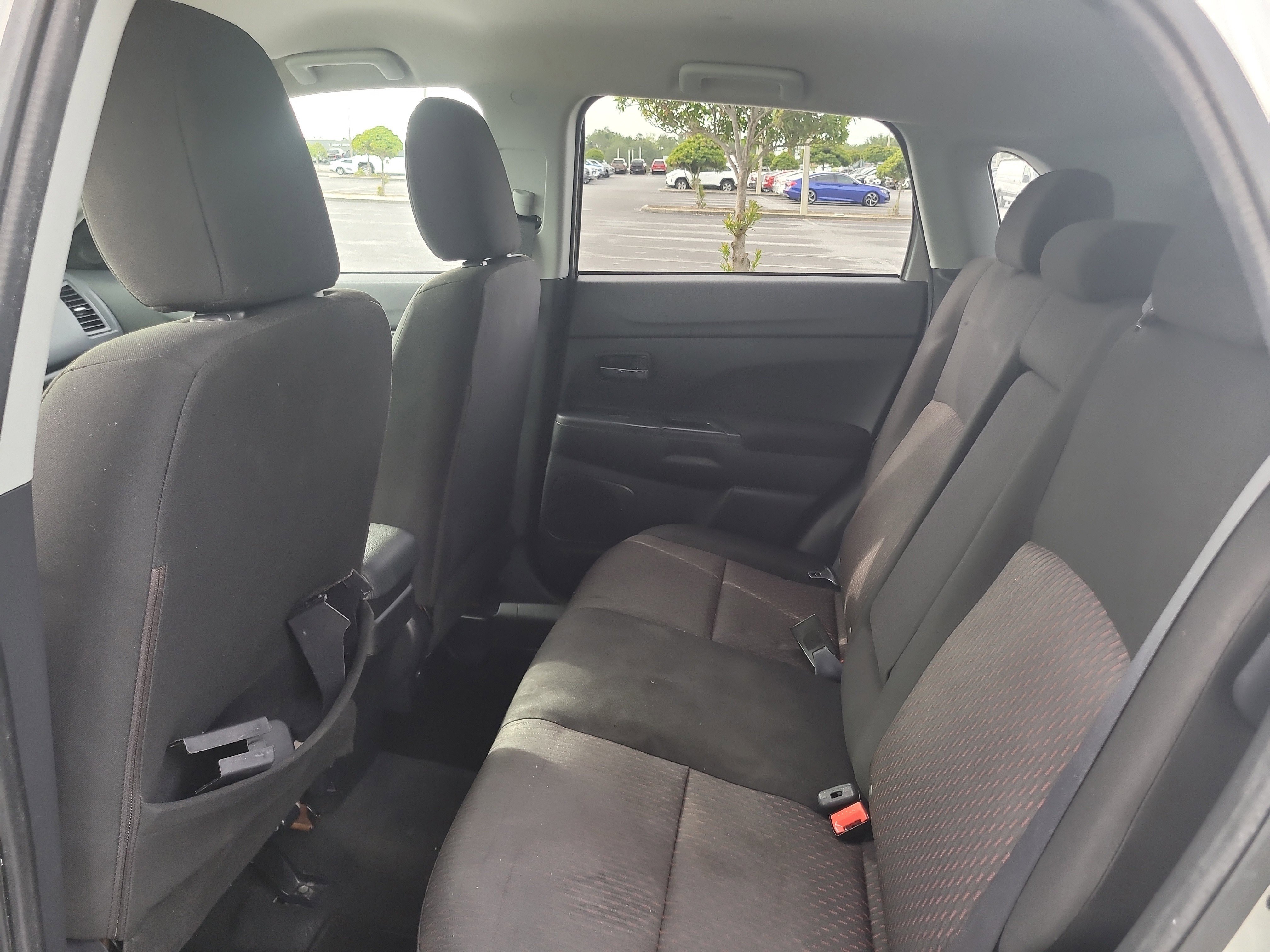 Used 2019 Mitsubishi Outlander Sport ES FWD image 16