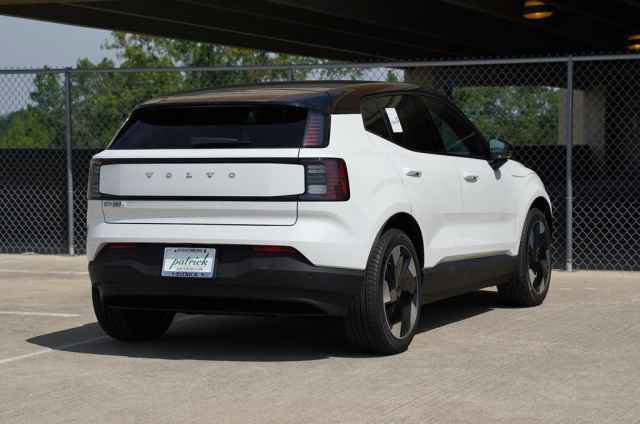New 2025 Volvo EX30 Plus w/ Protection Package Premier image 4
