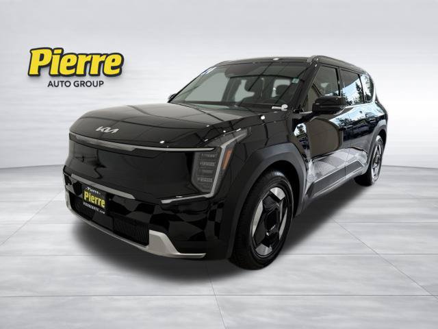 Used 2024 Kia EV9 Wind