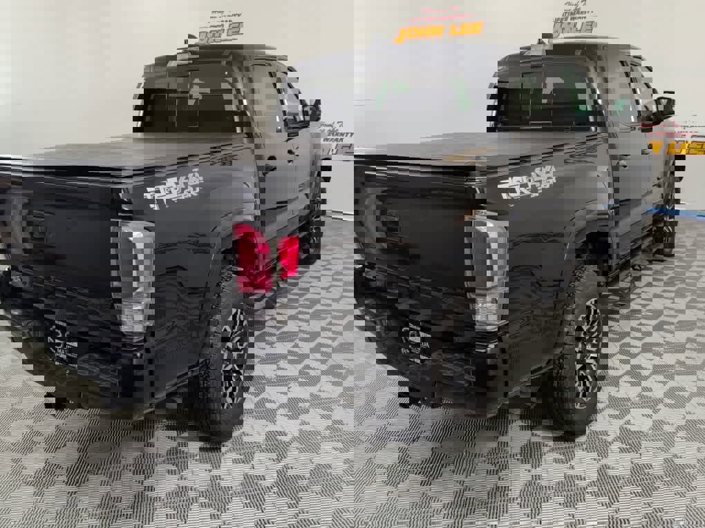 Used 2023 Toyota Tacoma TRD Sport image 6