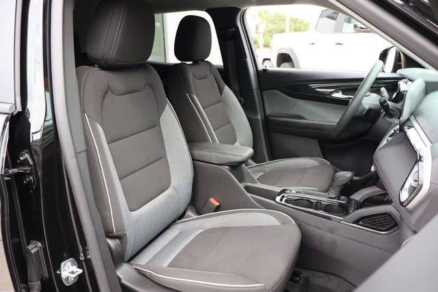 Used 2024 Chevrolet TrailBlazer LT FWD image 21