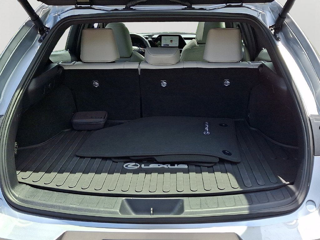 Used 2023 Lexus UX 250h F Sport w/ Accessory Package (Z2) AWD/4WD image 28