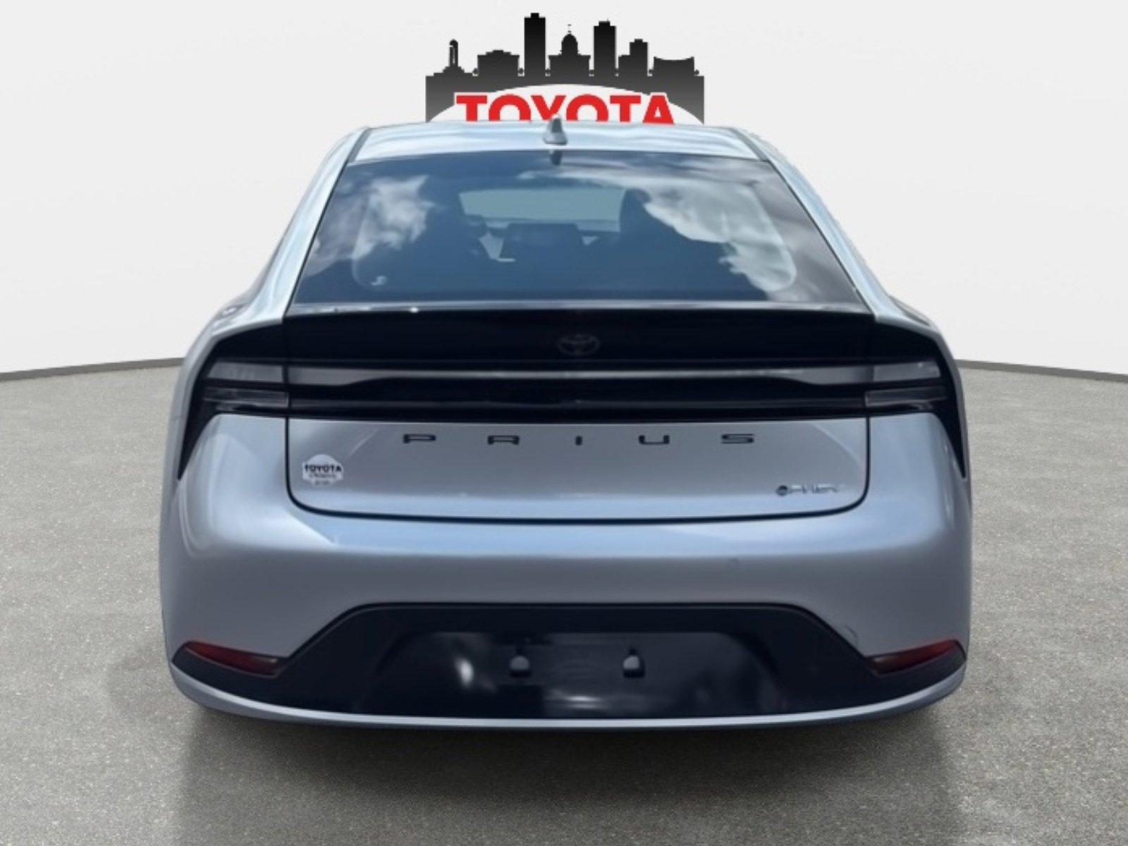 New 2025 Toyota Prius Plug-In Hybrid image 5