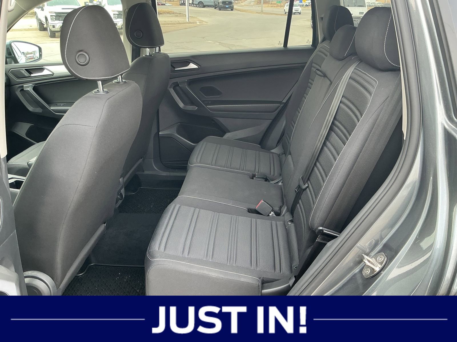 Used 2022 Volkswagen Tiguan S image 6