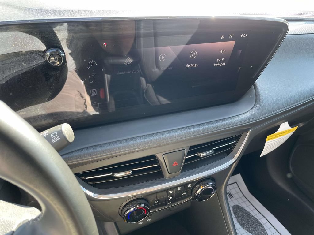 Used 2024 Buick Encore GX Preferred FWD image 22