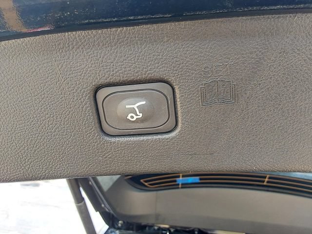 Used 2024 Ford Edge SEL w/ Convenience Package AWD/4WD image 11