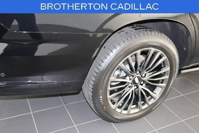 Used 2025 Cadillac Escalade Sport Platinum AWD/4WD image 17