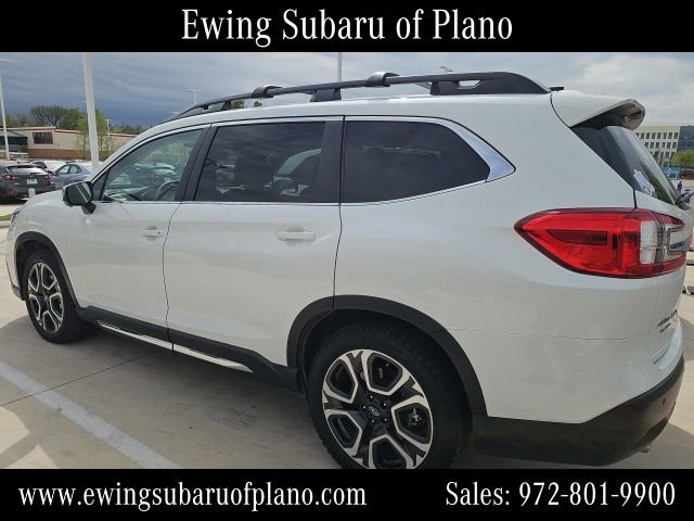 Used 2023 Subaru Ascent Limited w/ Technology Package AWD/4WD image 3