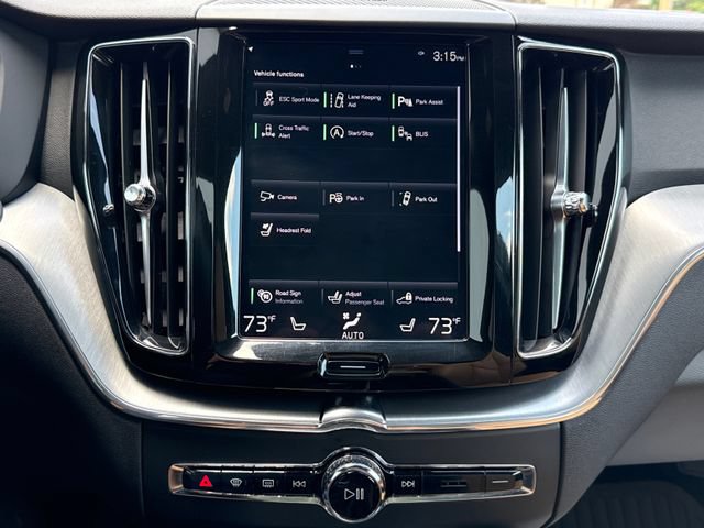Used 2019 Volvo XC60 T5 Momentum w/ Multimedia Package AWD/4WD image 33