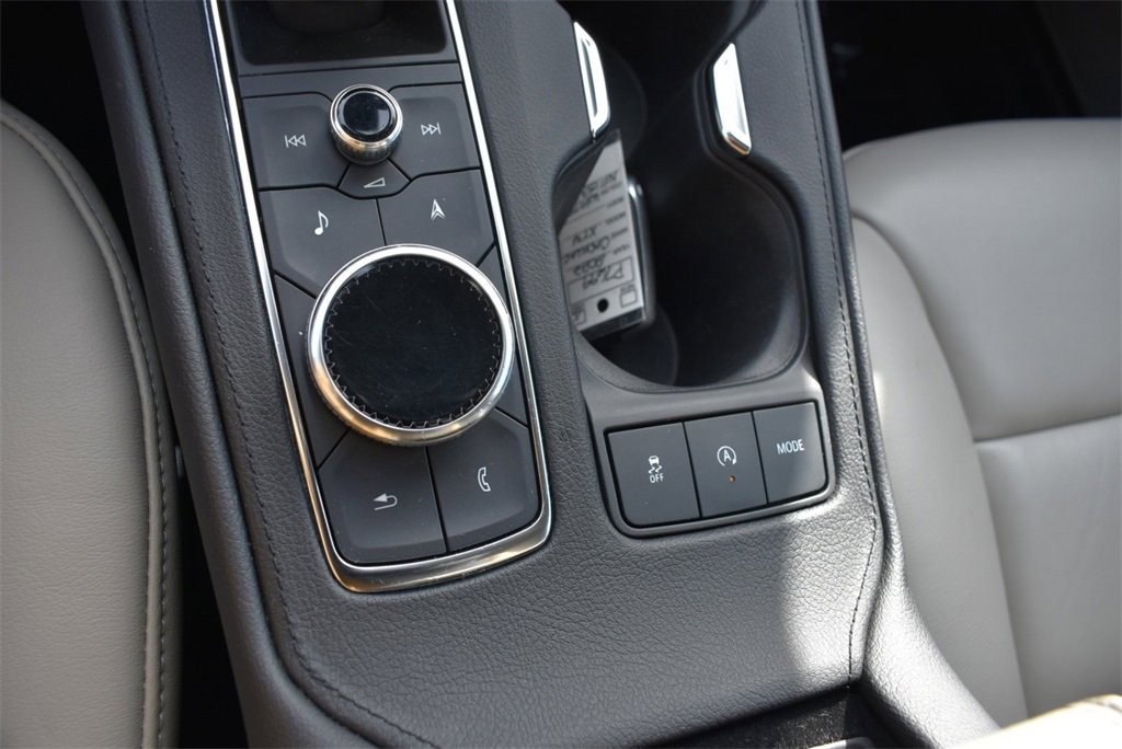 Used 2022 Cadillac XT4 Premium Luxury image 22