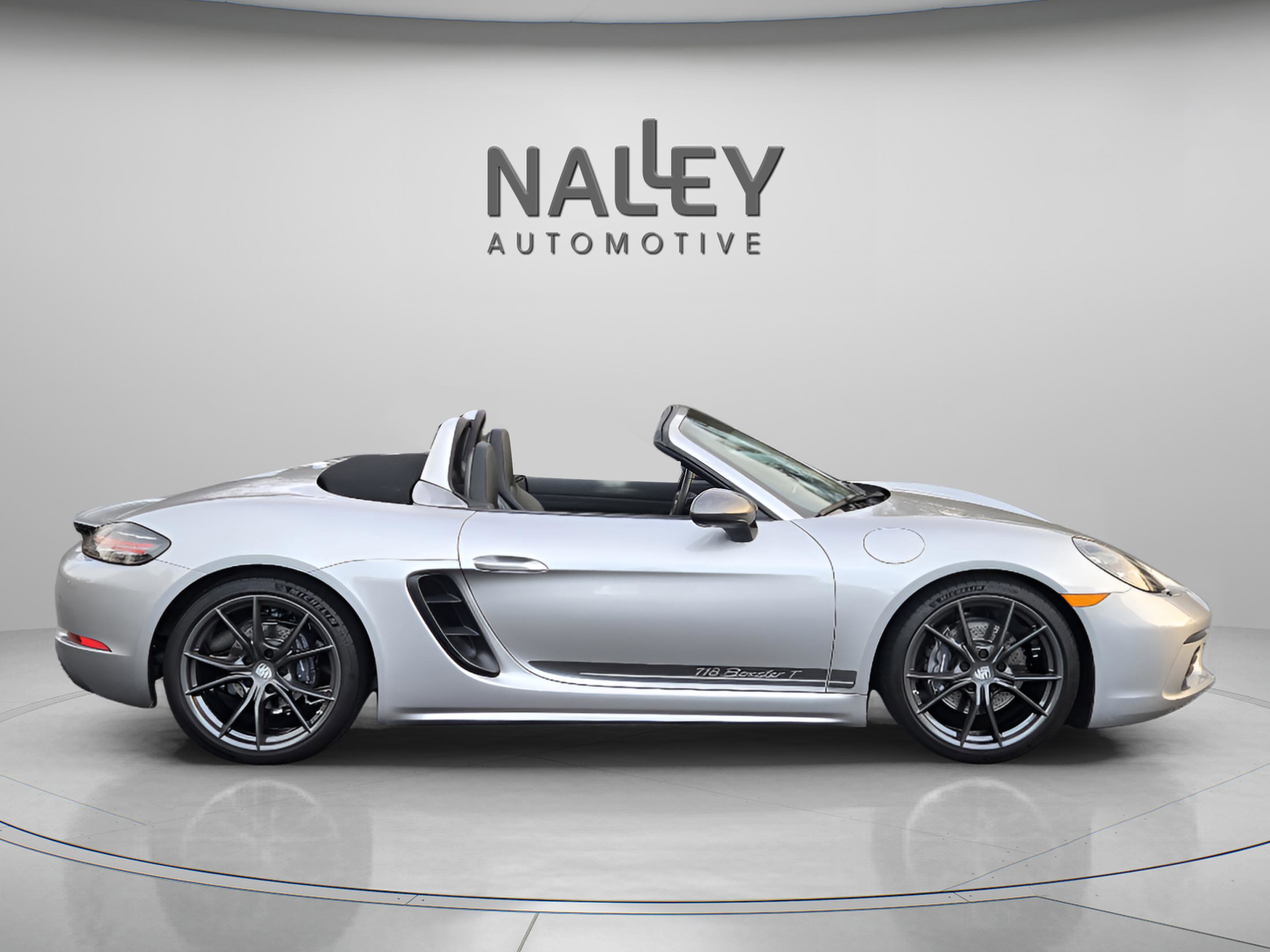 Used 2022 Porsche 718 Boxster image 7