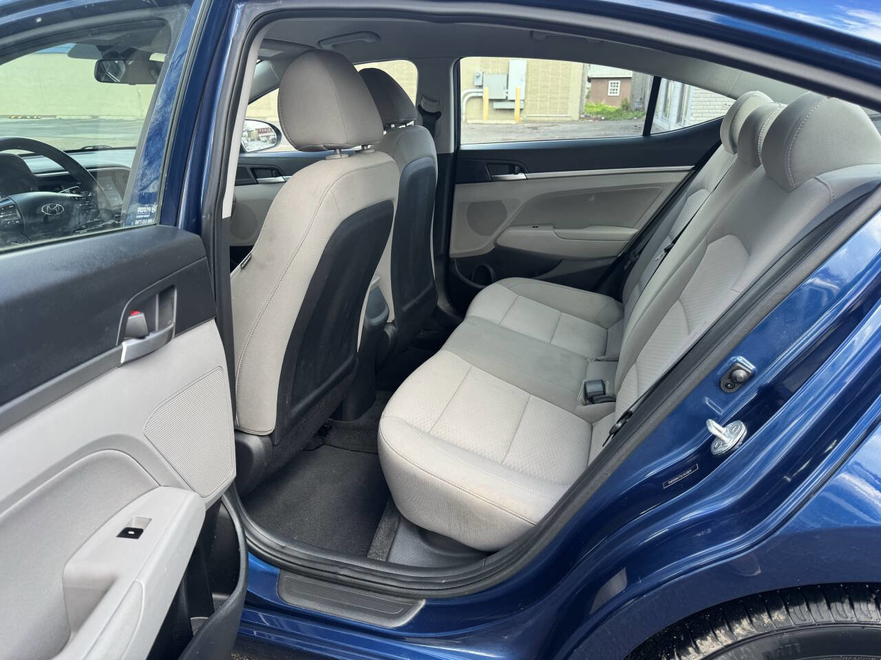 Used 2020 Hyundai Elantra SEL FWD image 10