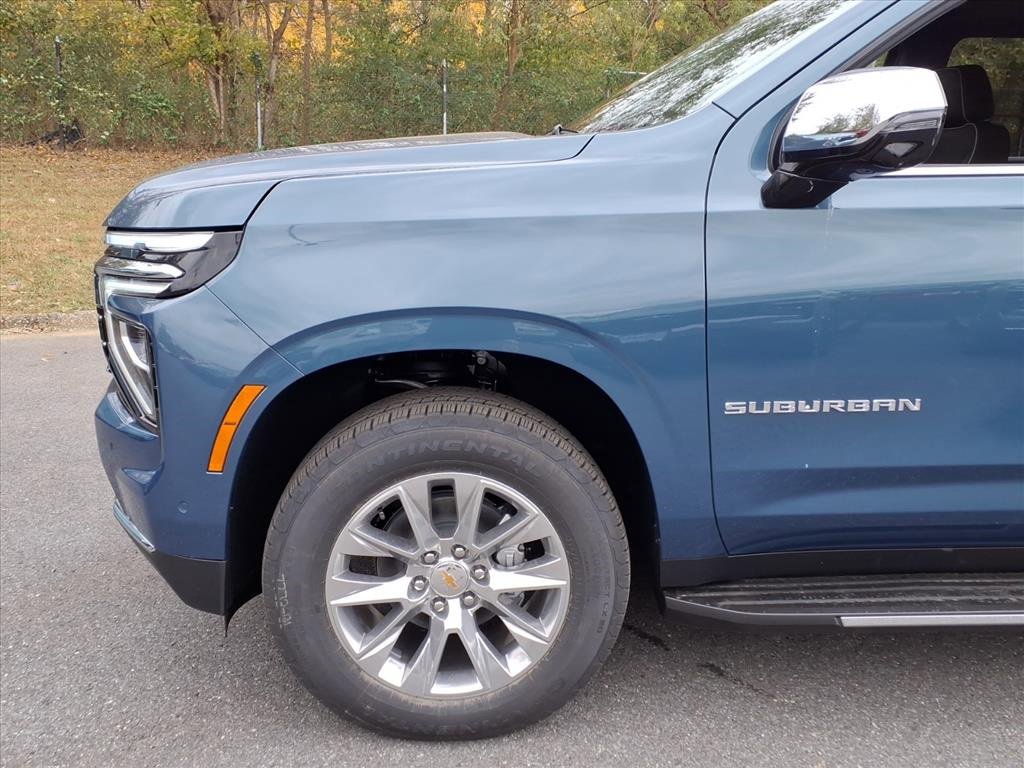 New 2026 Chevrolet Suburban Premier image 7