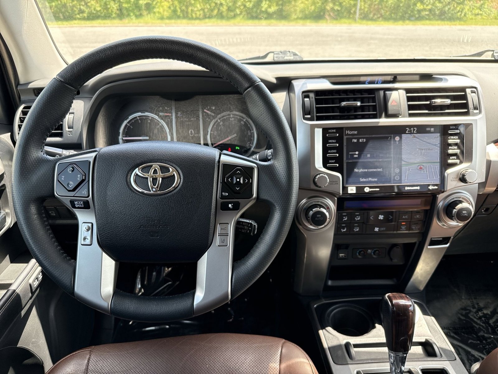 Used 2022 Toyota 4Runner Limited AWD/4WD image 16