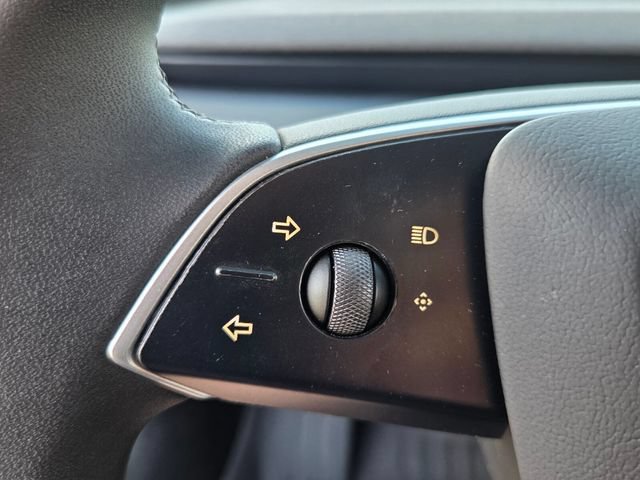 Used 2025 Tesla Model 3 Long Range RWD image 24