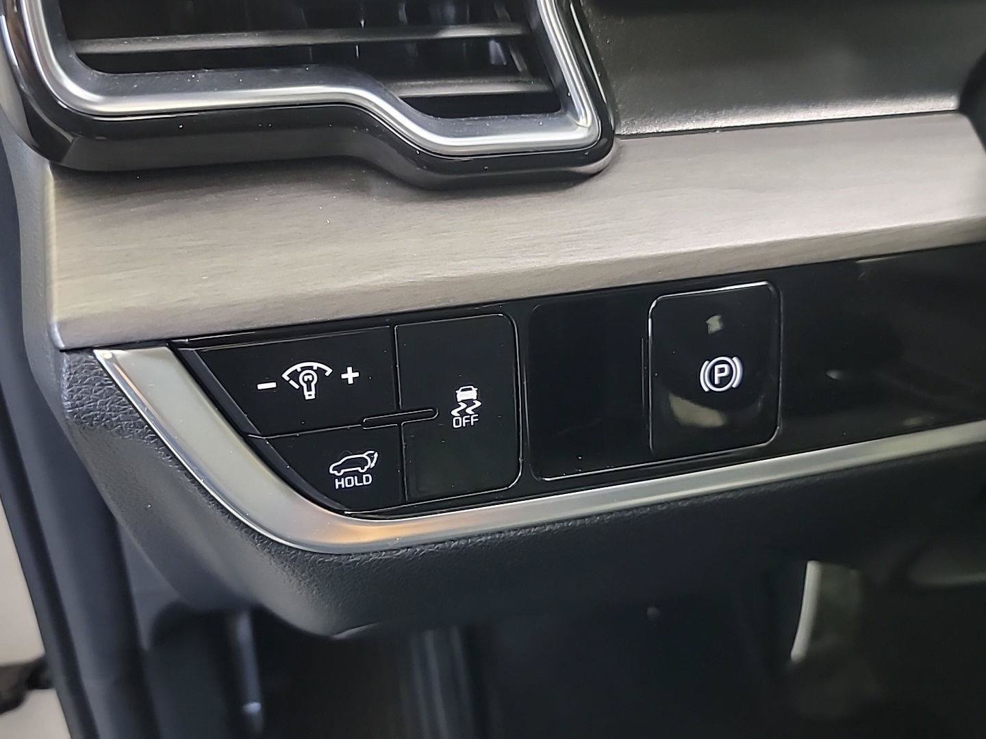 Certified 2023 Kia Sportage X-Pro AWD/4WD image 37