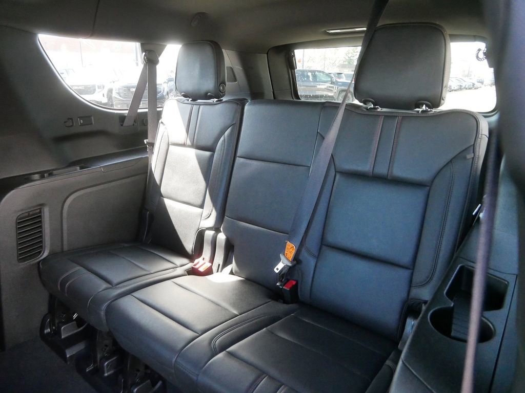 Used 2024 Chevrolet Suburban RST w/ Luxury Package AWD/4WD image 19