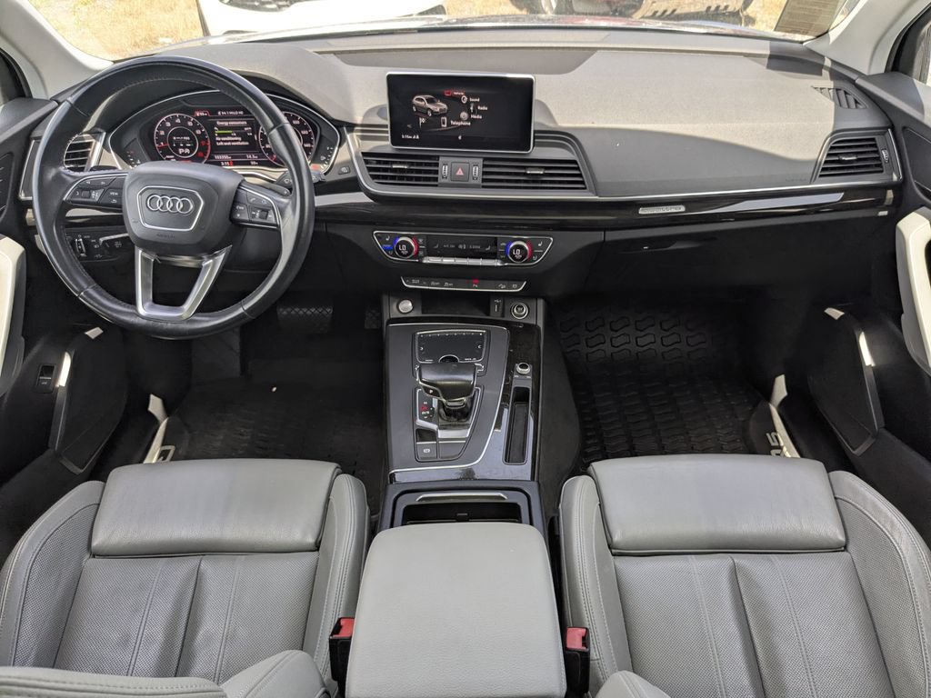 Used 2018 Audi Q5 2.0T Premium Plus w/ Premium Plus Package AWD/4WD image 17