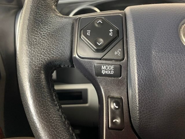 Used 2020 Toyota Sequoia Platinum AWD/4WD image 32