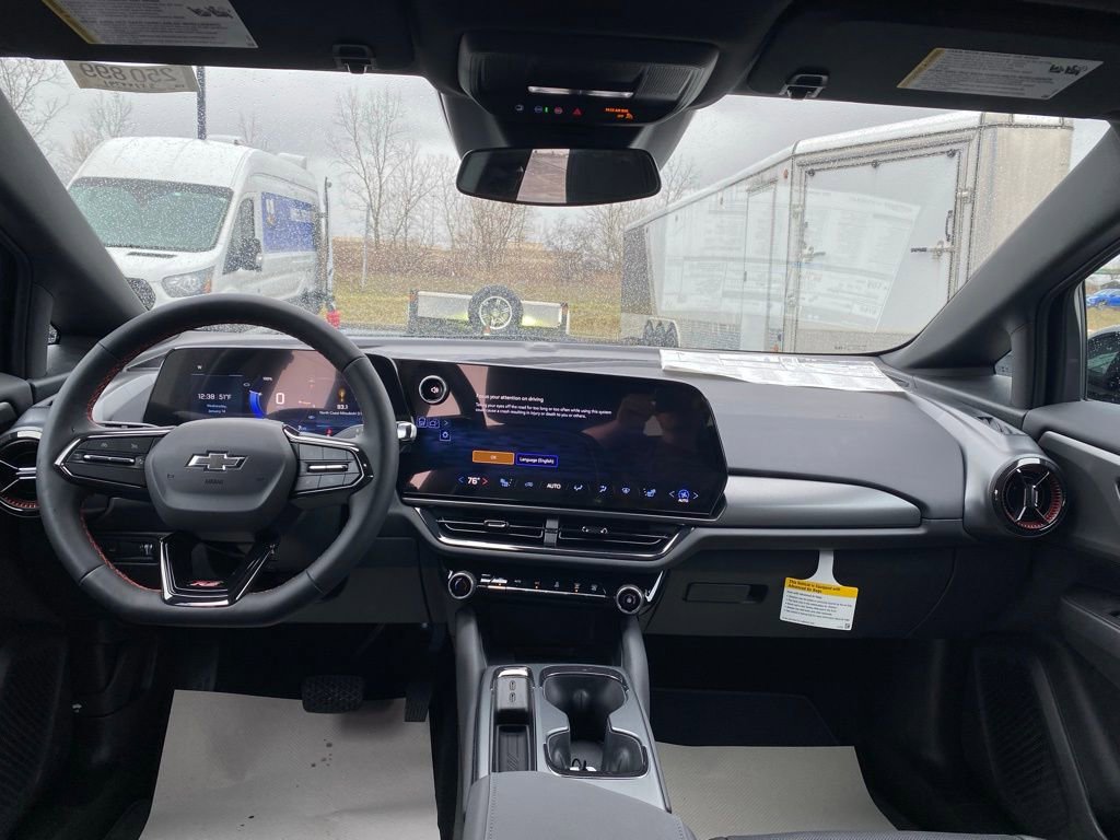 New 2025 Chevrolet Equinox EV RS image 21