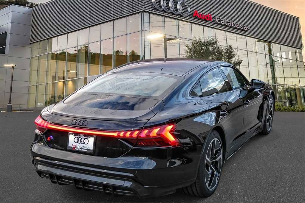 Used 2024 Audi RS e-tron GT w/ Carbon Performance Package image 4