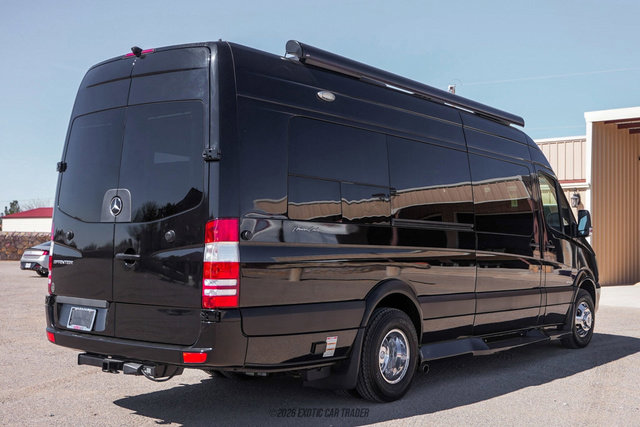 Used 2017 Mercedes-Benz Sprinter 3500 image 8