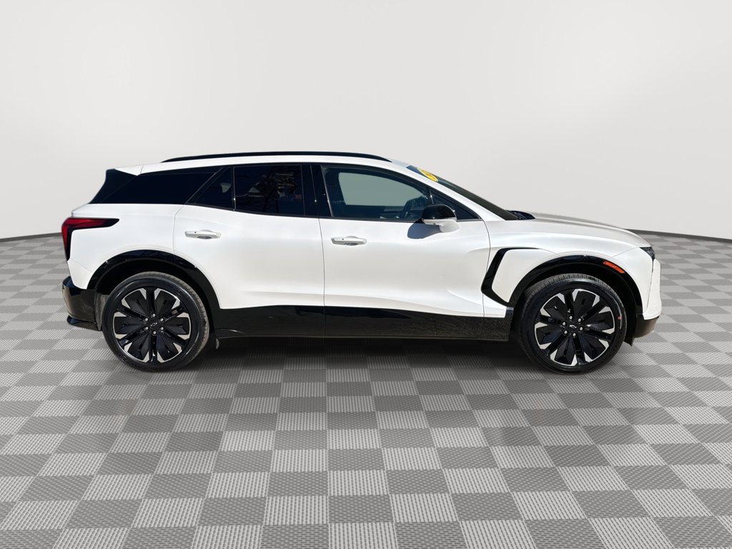 Certified 2025 Chevrolet Blazer EV RS AWD/4WD image 12
