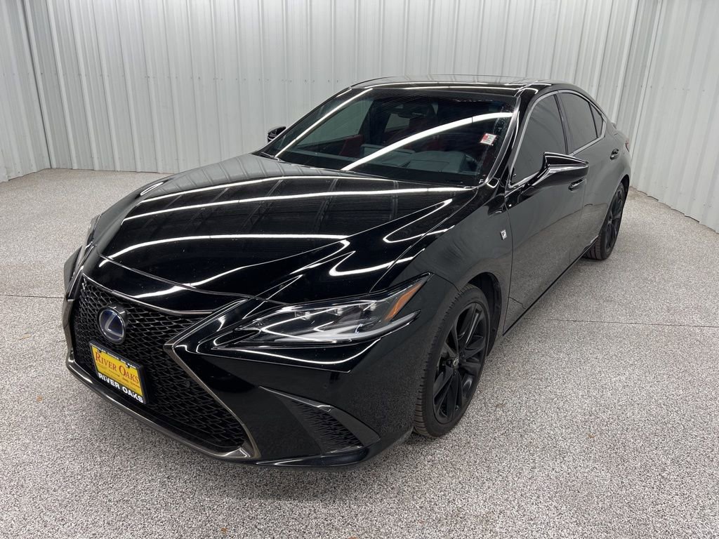Used 2022 Lexus ES 300h F Sport w/ Accessory Package 2 FWD image 3